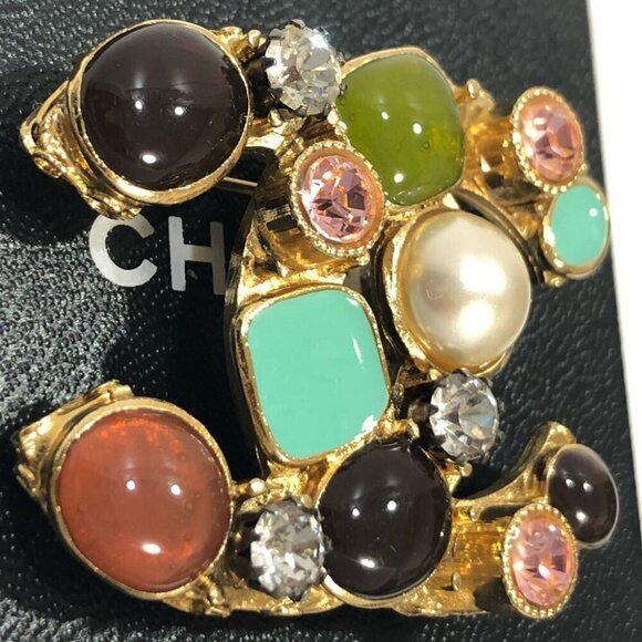 CHANEL CC Logo Multicolor Gripoix Rhinestone Pearl Brooch Gold Tone Pin 05P Auth - Picture 1 of 10